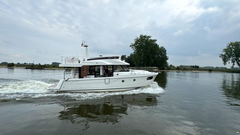 Beneteau Swift Trawler 41 Fly