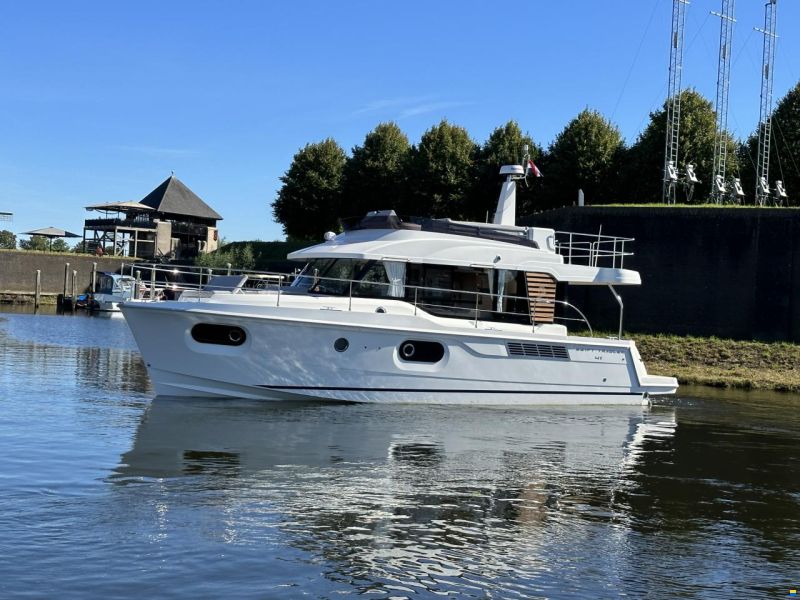 Beneteau Swift Trawler 41 Fly