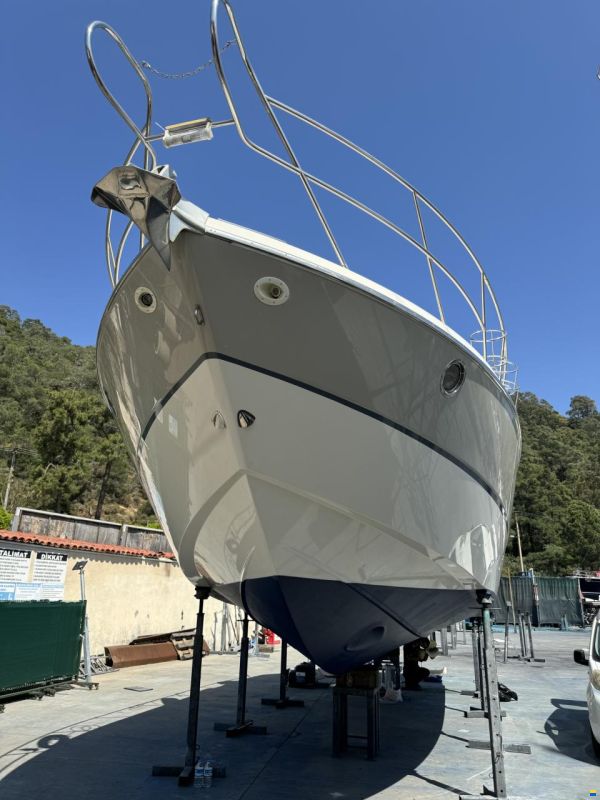 Cranchi 43 Mediterranean