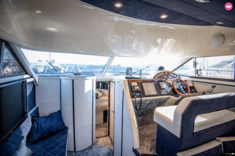 Fairline Phantom 42