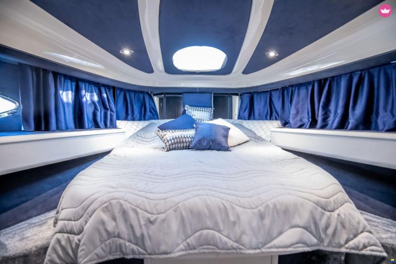 Fairline Phantom 42