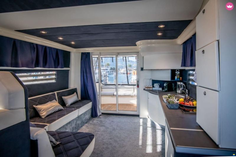 Fairline Phantom 42