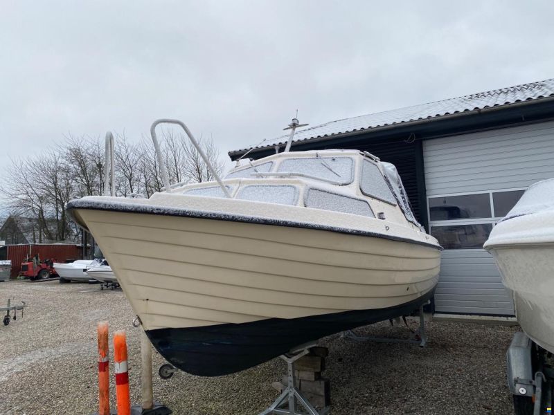 Uttern 690