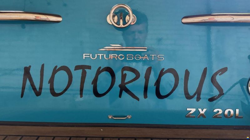 Futuro ZX-20L Tender