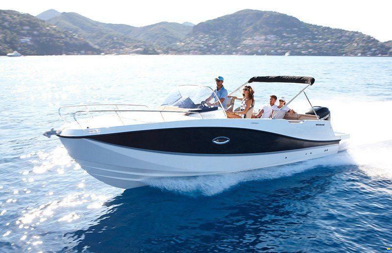 Quicksilver ACTIV 755 SUNDECK