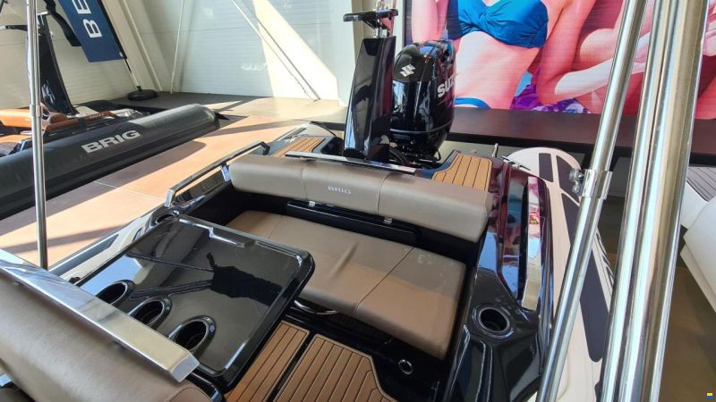 Brig Inflatable Boats Eagle 6.7H + Suzuki DF175AP