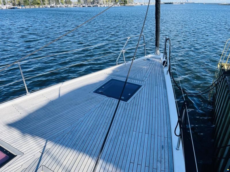 Hanse 545