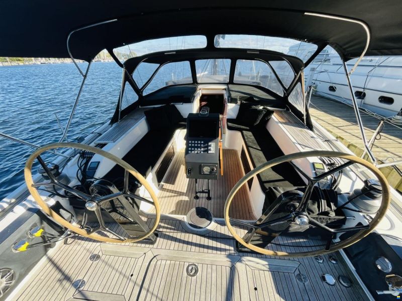 Hanse 545