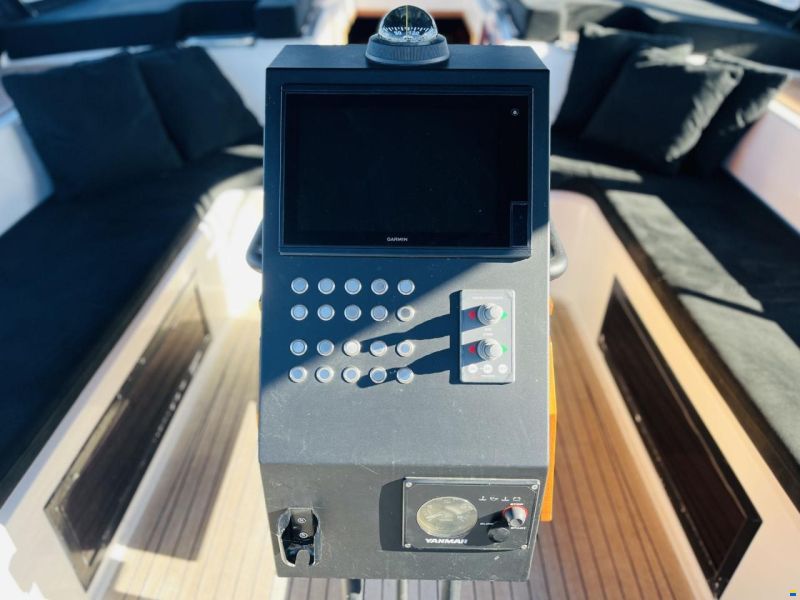 Hanse 545