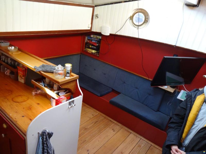 Hasselteraak 24.00 Charter/woonschip