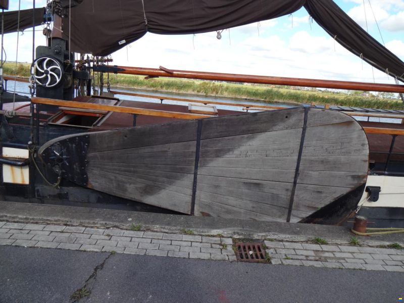 Hasselteraak 24.00 Charter/woonschip
