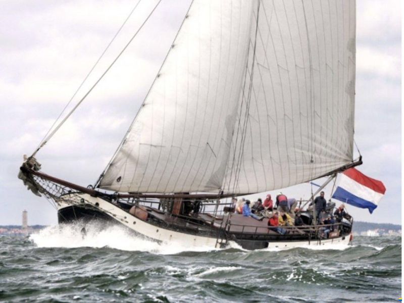 Hasselteraak 24.00 Charter/woonschip