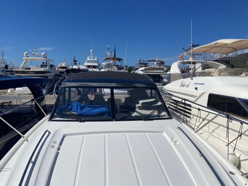 Princess V48 Open
