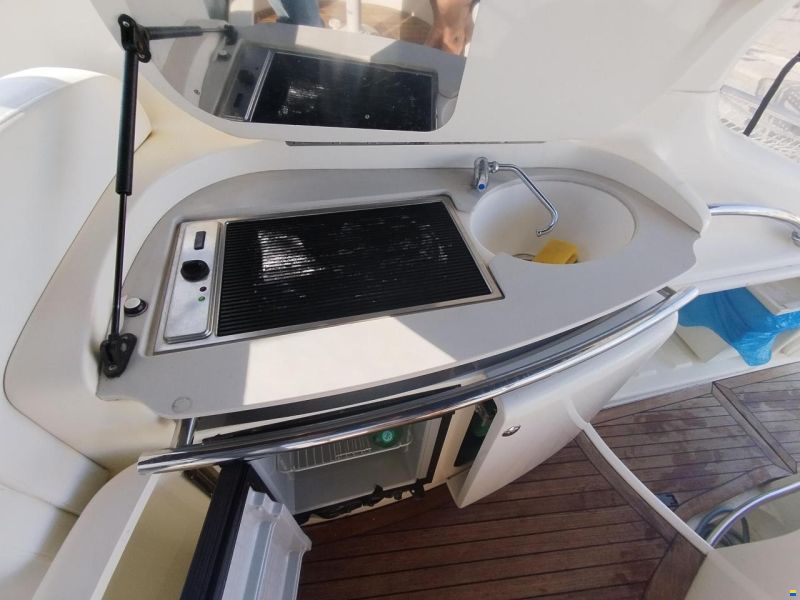 Atlantis 42