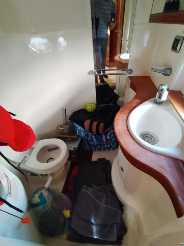 Atlantis 42