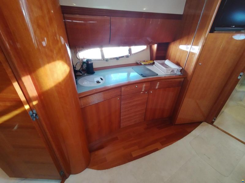Atlantis 42