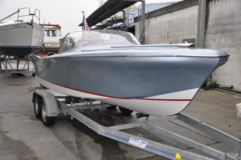 Chris Craft Silver ARROW