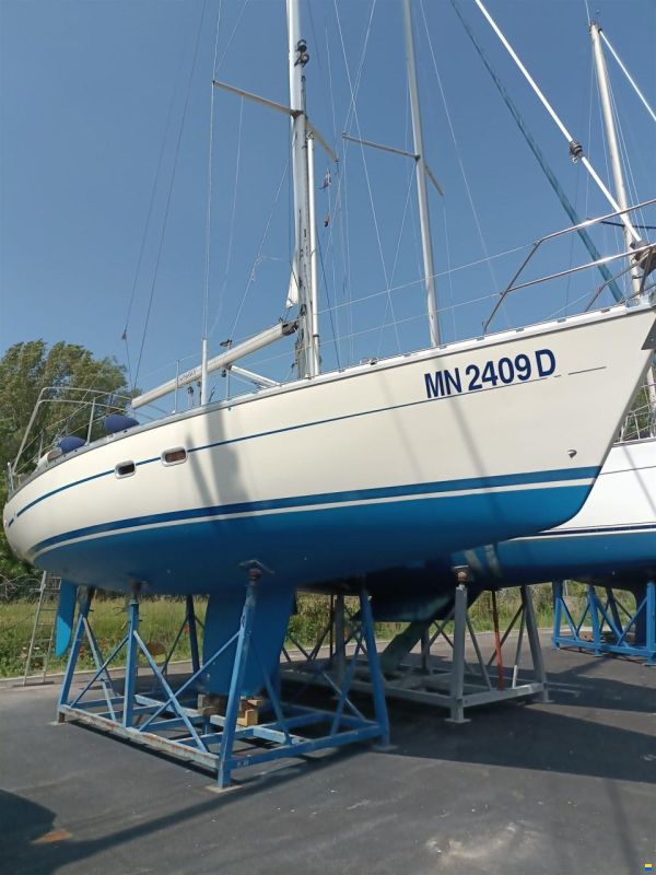 Bavaria 350 Lagoon