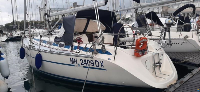 Bavaria 350 Lagoon