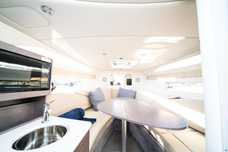 Bayliner Ciera 8