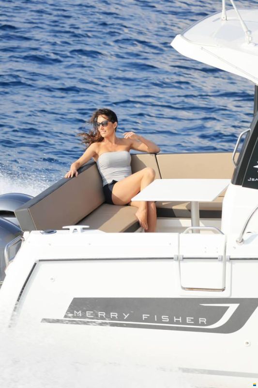 Jeanneau Merry Fisher 895