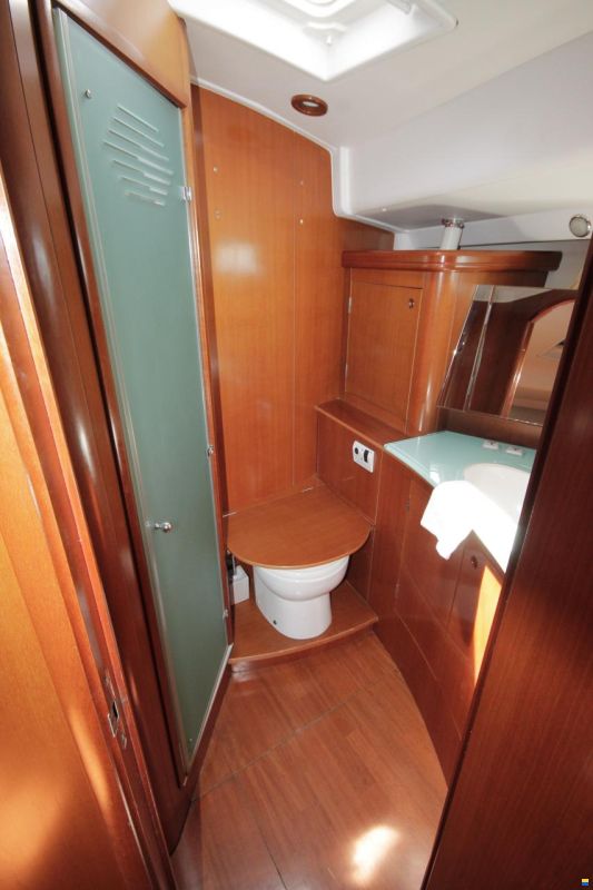 Beneteau 57
