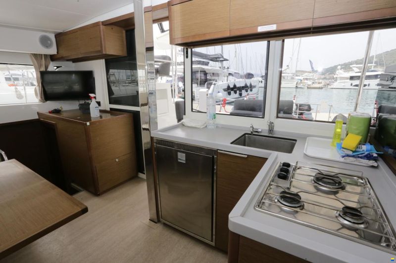 Lagoon 40