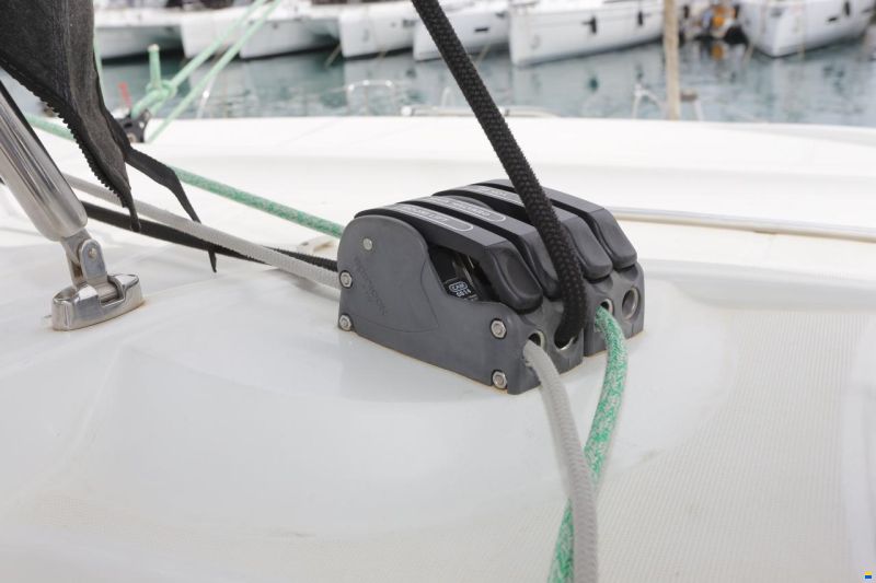 Lagoon 40