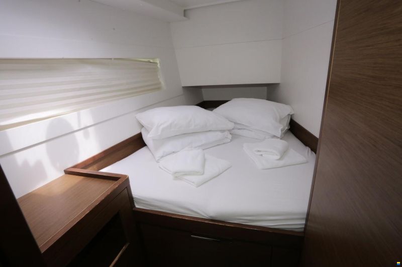 Lagoon 40