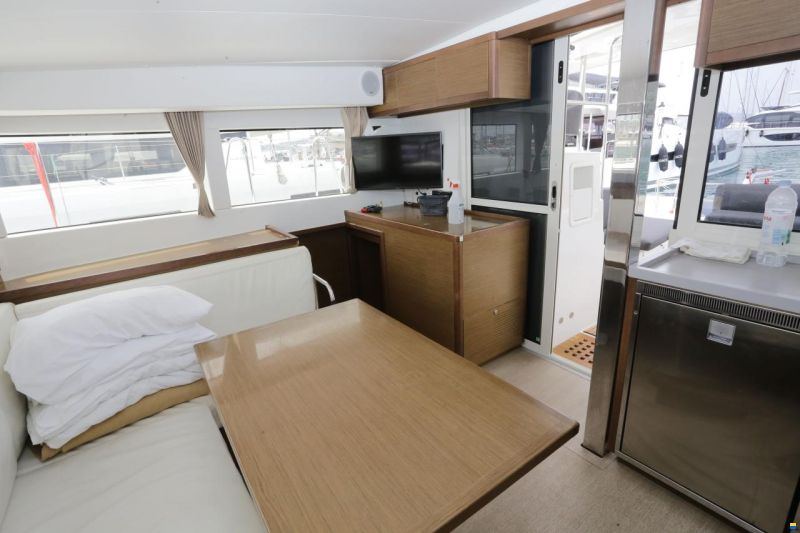 Lagoon 40
