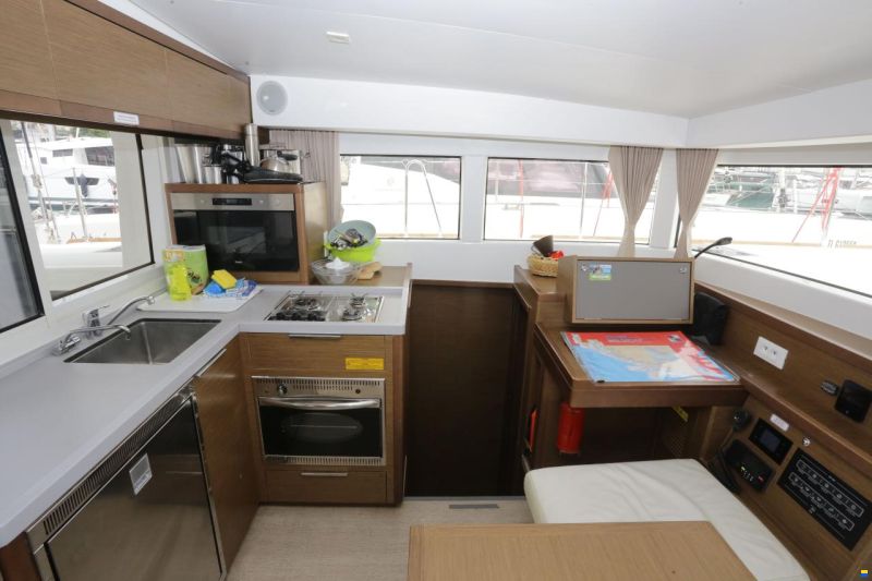 Lagoon 40