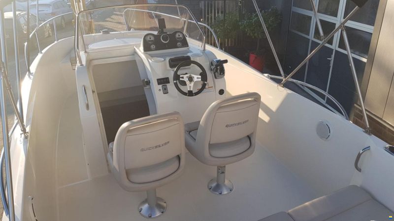Quicksilver 675 Open