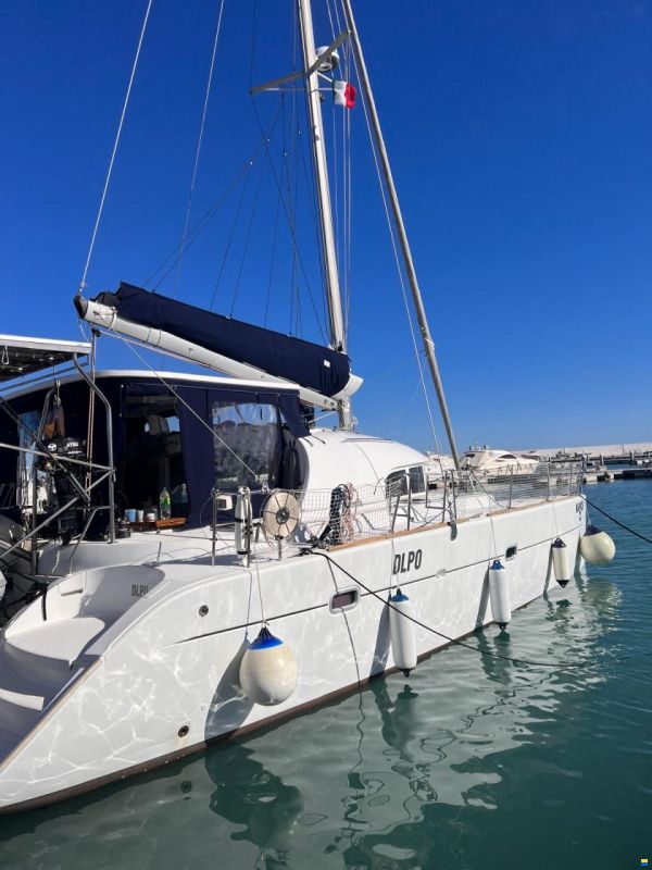 Lagoon 380