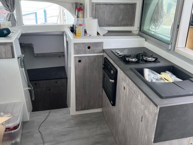 Lagoon 380