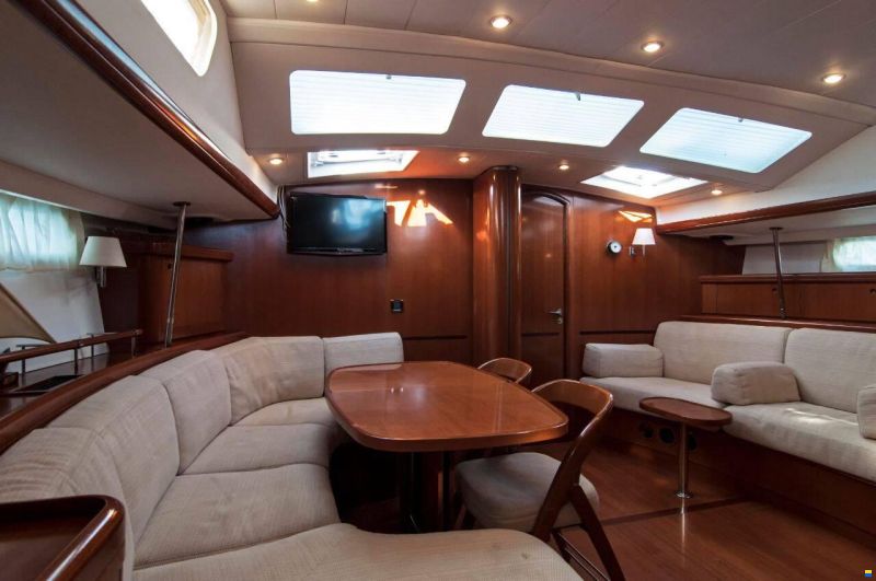 Beneteau 57