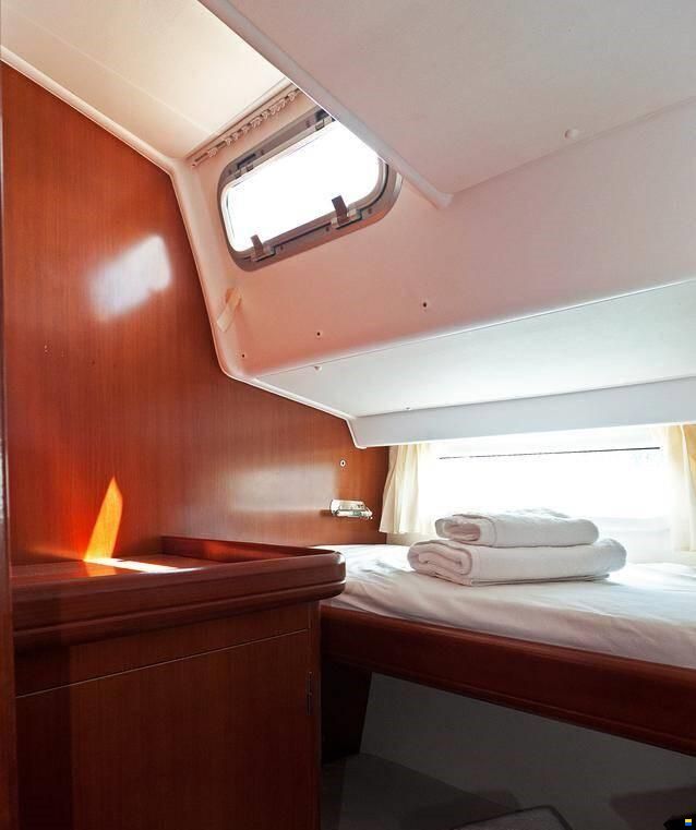 Beneteau 57