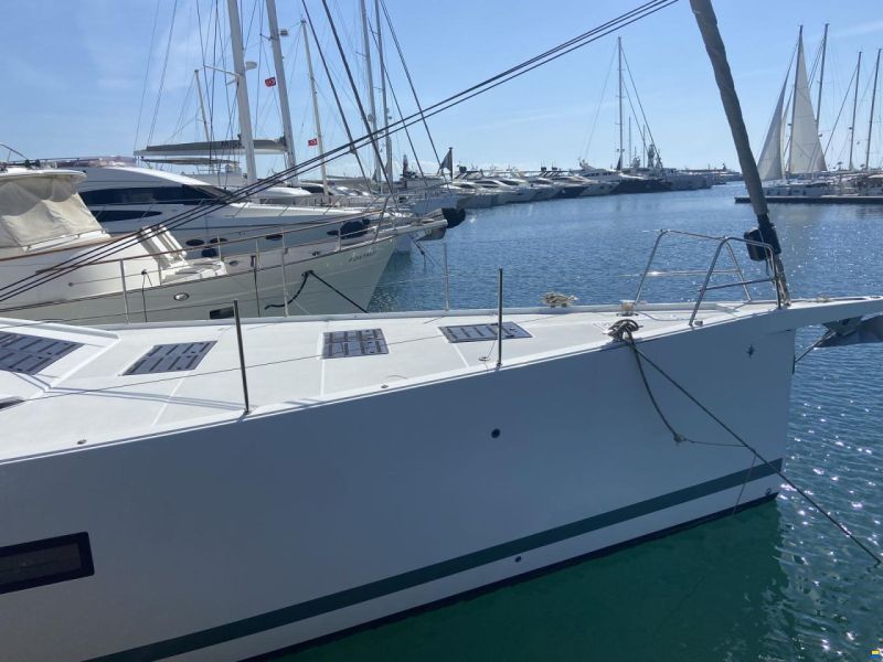 Jeanneau 65