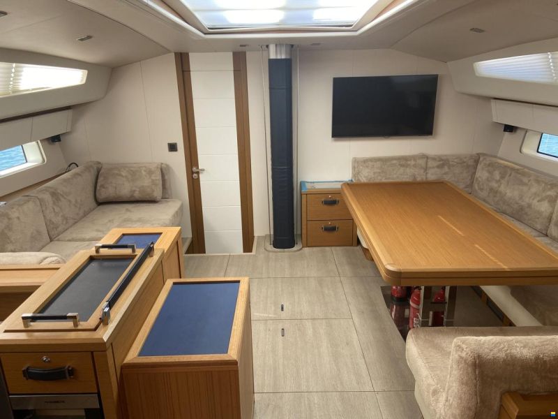 Jeanneau 65