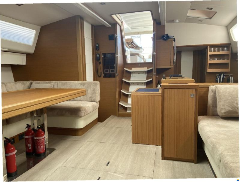 Jeanneau 65