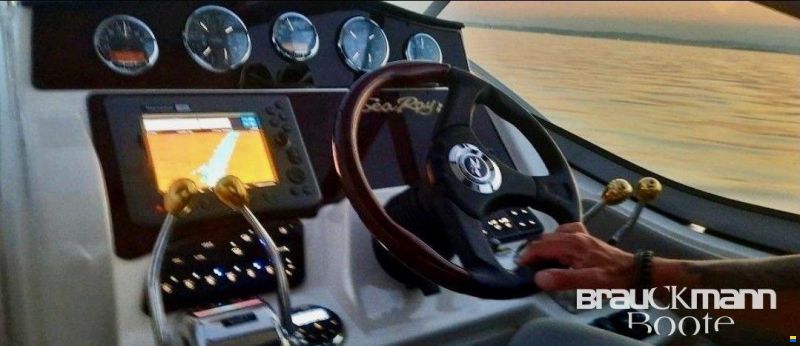 Sea Ray 335 Sundancer