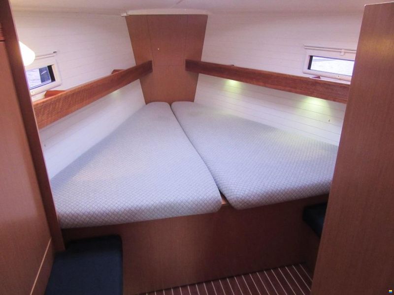 Bavaria Cruiser 36