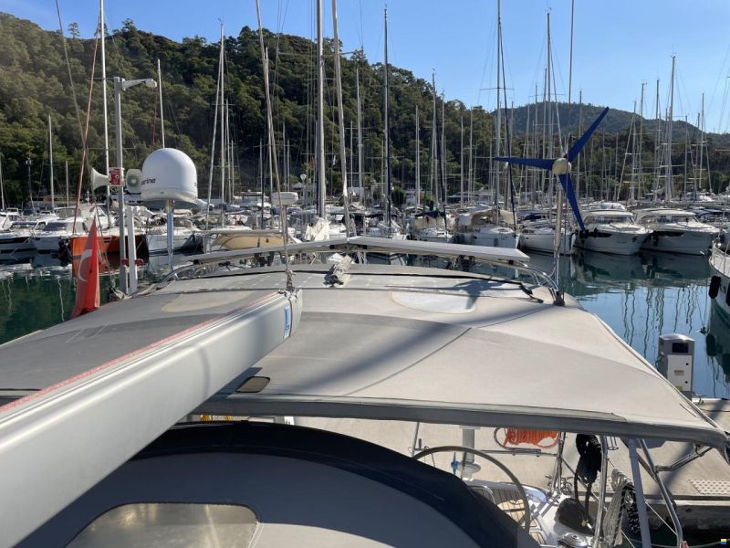 Beneteau Oceanis 43