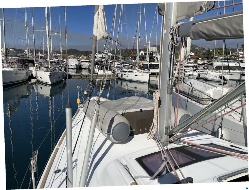 Beneteau Oceanis 43