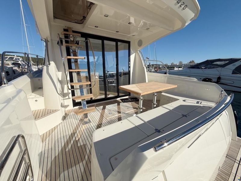 Prestige 420