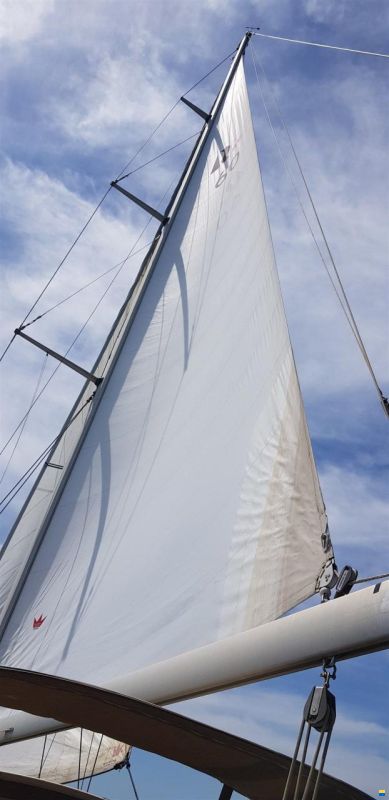 Hallberg-Rassy HR 45