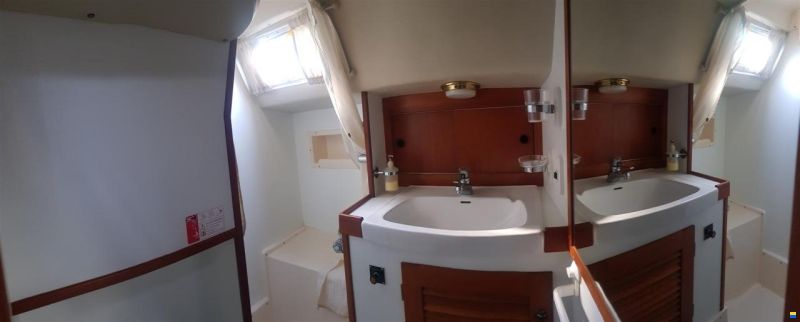 Hallberg-Rassy HR 45