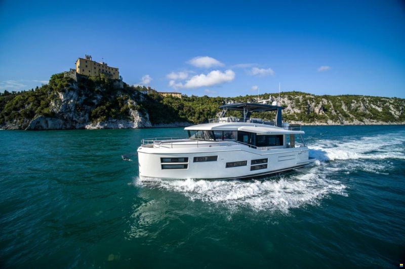 Beneteau Gran Trawler 62