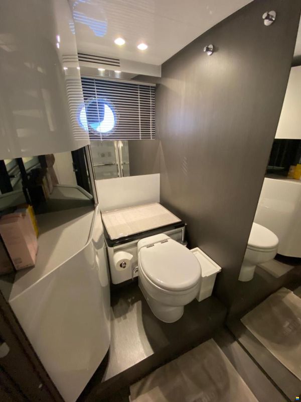 Azimut S7