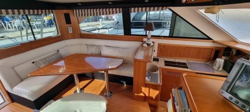 RIVIERA MARINE RIVIERA 40