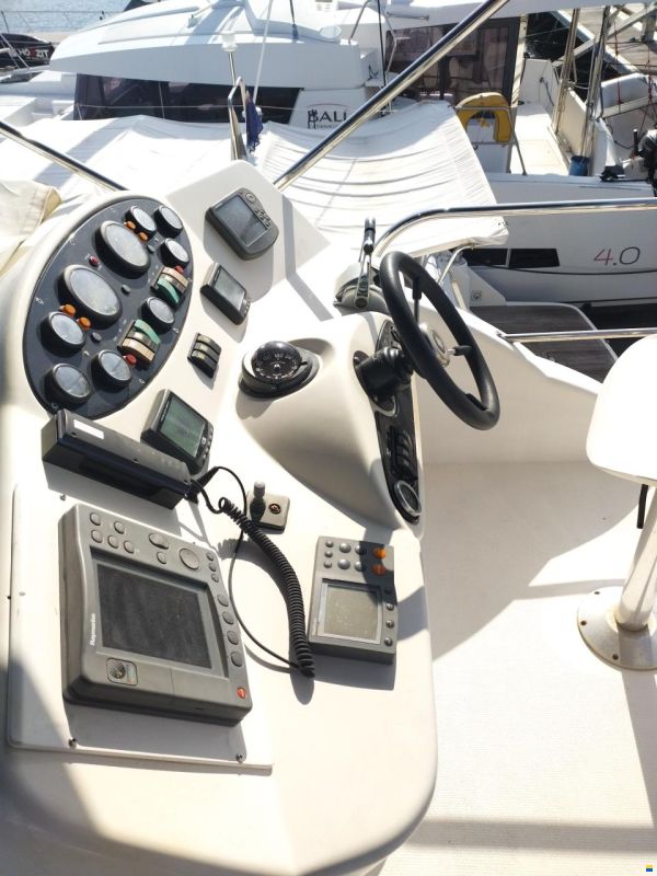 RIVIERA MARINE RIVIERA 40